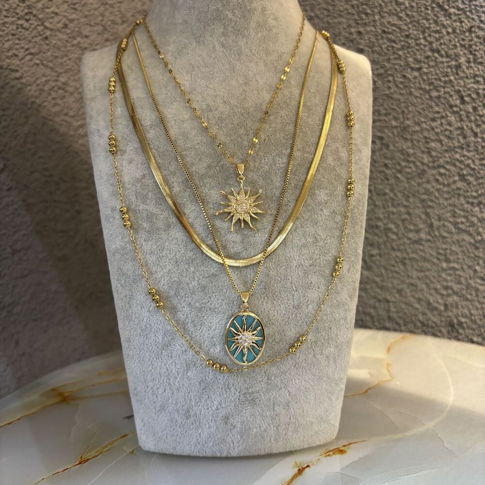 Sun Pendant Necklace Set